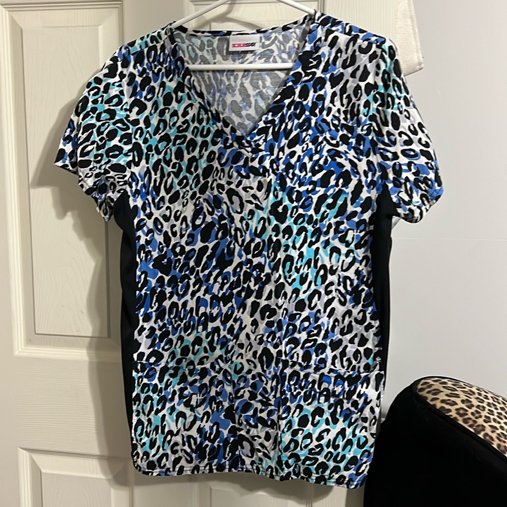 Scrubstar scrub top (M)